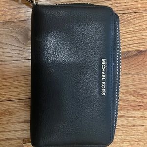 Michael Kors leather wallet/phone wristlet